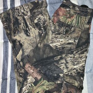 10/12 Mossy Oak Break Up Country Camo Cargo Pants